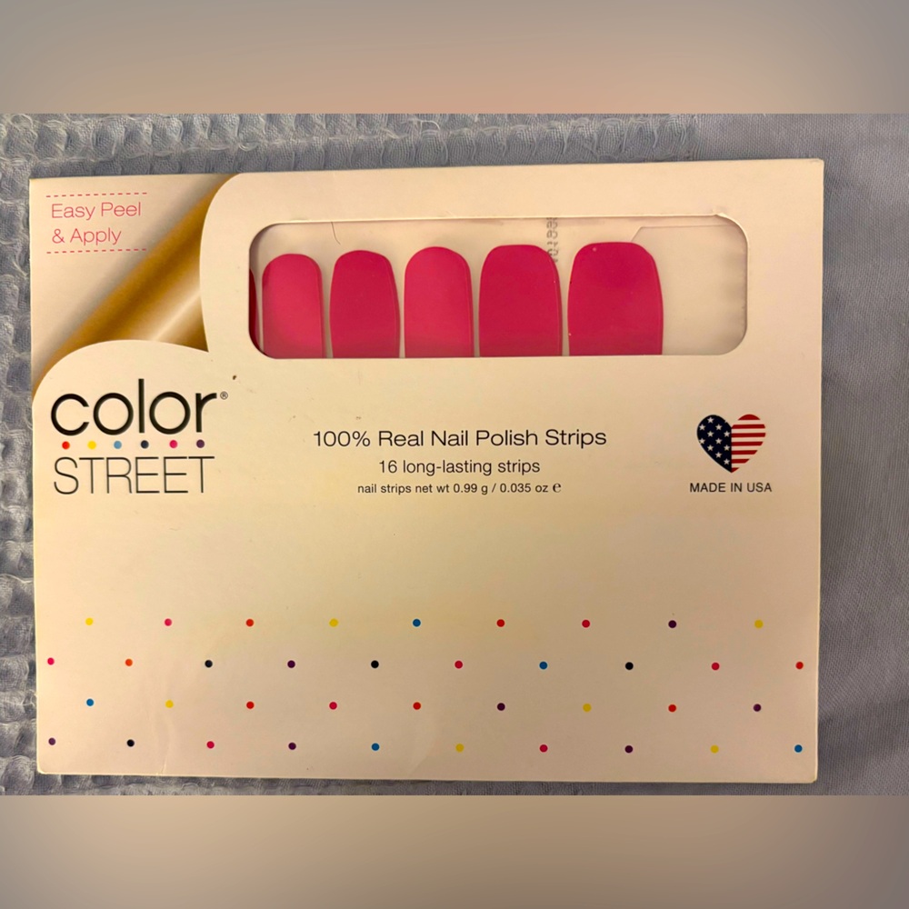Color Street nail polish strips “Wow in Macau”